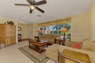 1290 Lakeside Dr, Venice, FL 34293 - Photo 9