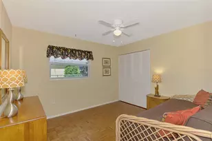 1290 Lakeside Dr, Venice, FL 34293 - Photo 43