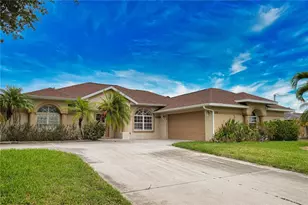 138 Broadmoor Ln, Rotonda West, FL 33947 - Photo 1