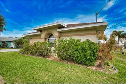 138 Broadmoor Lane, Rotonda West, FL 33947 - Photo 5