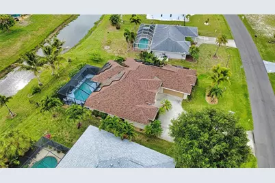 138 Broadmoor Lane, Rotonda West, FL 33947 - Photo 17
