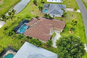 138 Broadmoor Ln, Rotonda West, FL 33947 - Photo 17
