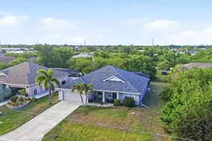 11200 Carnegie Ave, Englewood, FL 34224 - Photo 3