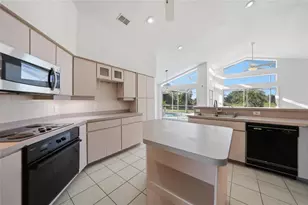 64 Sportsman Ct, Rotonda West, FL 33947 - Photo 15