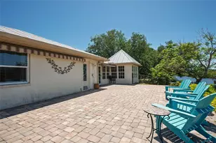 880 Lemon Bay Dr, Venice, FL 34293 - Photo 21