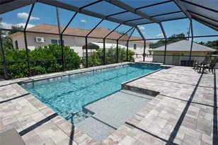 880 Lemon Bay Dr, Venice, FL 34293 - Photo 13