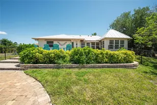 880 Lemon Bay Dr, Venice, FL 34293 - Photo 23