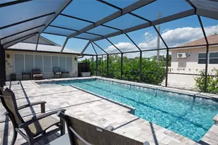880 Lemon Bay Dr, Venice, FL 34293 - Photo 11