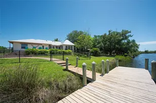 880 Lemon Bay Dr, Venice, FL 34293 - Photo 7