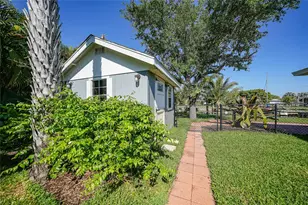 104 Free Ct SE, Port Charlotte, FL 33952 - Photo 51