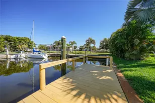104 Free Ct SE, Port Charlotte, FL 33952 - Photo 47