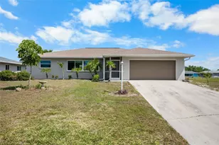 155 Caddy Rd, Rotonda West, FL 33947 - Photo 3