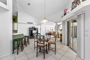 28 Medalist Ct, Rotonda West, FL 33947 - Photo 17