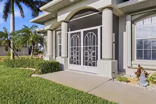 8050 Tracy Cir, Port Charlotte, FL 33981 - Photo 11
