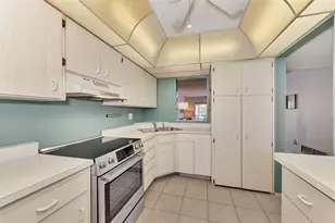 260 Santa Maria St, Venice, FL 34285 - Photo 17