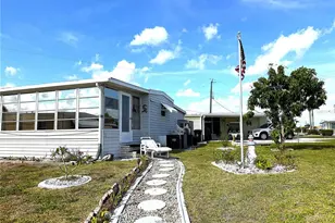 527 Blackburn Blvd, North Port, FL 34287 - Photo 23