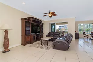 10700 Lemon Creek Loop, Englewood, FL 34224 - Photo 9