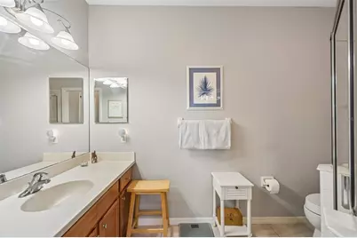 1003 Fairwaycove Lane #201, Bradenton, FL 34212 - Photo 21