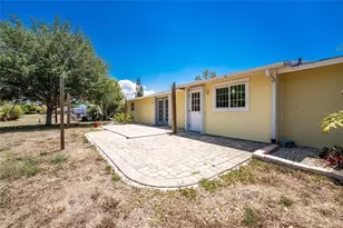 650 Leach St, Englewood, FL 34223 - Photo 3