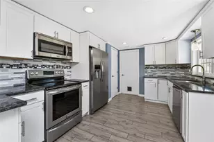 650 Leach St, Englewood, FL 34223 - Photo 5