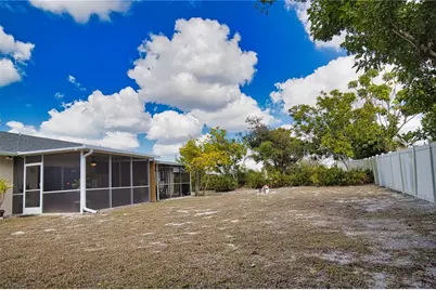689 Michigan Avenue, Englewood, FL 34223 - Photo 47
