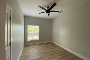 10526 Pendleton Ave, Englewood, FL 34224 - Photo 9