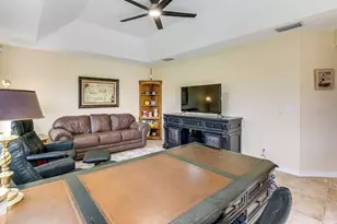 289 W Pine Valley Ln, Rotonda West, FL 33947 - Photo 11