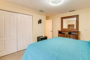 289 W Pine Valley Ln, Rotonda West, FL 33947 - Photo 21