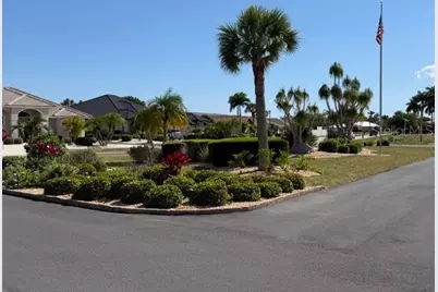 12538 SW Kingsway Circle #403, Lake Suzy, FL 34269 - Photo 9