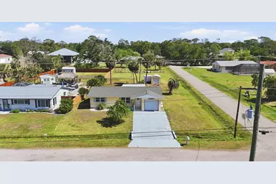 900 Stewart Street, Englewood, FL 34223 - Photo 3