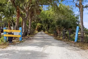 1000 Morningside Dr, Englewood, FL 34223 - Photo 3