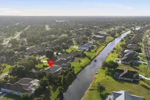 682 Boundary Blvd, Rotonda West, FL 33947 - Photo 37