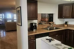 307 Pine Hollow Cir, Englewood, FL 34223 - Photo 3
