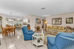 546 Circlewood Dr, Venice, FL 34293 - Photo 7
