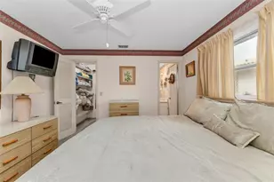 546 Circlewood Dr, Venice, FL 34293 - Photo 21