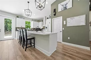 1211 Hollywood Ln, Lakeland, FL 33809 - Photo 7