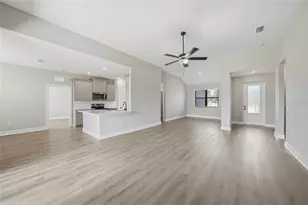 5104 Munhall St, Port Charlotte, FL 33981 - Photo 11