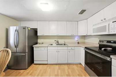 1051 Forrest Nelson Boulevard #201, Port Charlotte, FL 33952 - Photo 9
