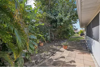 8373 Pondview Lane, Englewood, FL 34224 - Photo 45