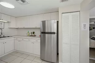 1050 Olympia Rd, Venice, FL 34293 - Photo 21