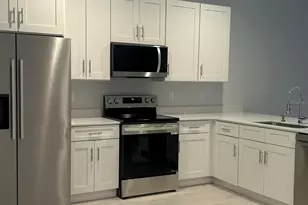 10385 Port Everglades St, Port Charlotte, FL 33981 - Photo 5