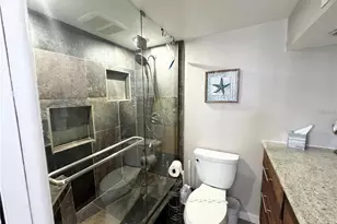 1255 Tarpon Center Dr, Venice, FL 34285 - Photo 9