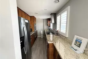 1255 Tarpon Center Dr, Venice, FL 34285 - Photo 15