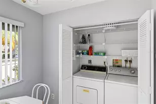 3016 Sail Pointe Cir, Venice, FL 34293 - Photo 27