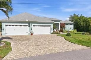 15658 Applewhite Cir, Port Charlotte, FL 33981 - Photo 5