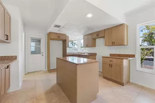 316 S Mango St, Englewood, FL 34223 - Photo 7