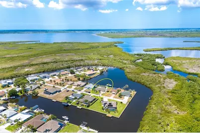 4195 Surfside Court, Port Charlotte, FL 33948 - Photo 3
