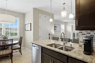 8423 Karpeal Dr, Sarasota, FL 34238 - Photo 17