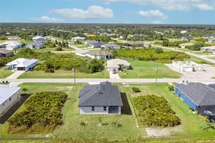 384 Baytree Dr, Rotonda West, FL 33947 - Photo 51