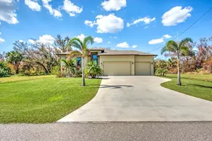 199 Brig Cir W, Placida, FL 33946 - Photo 1